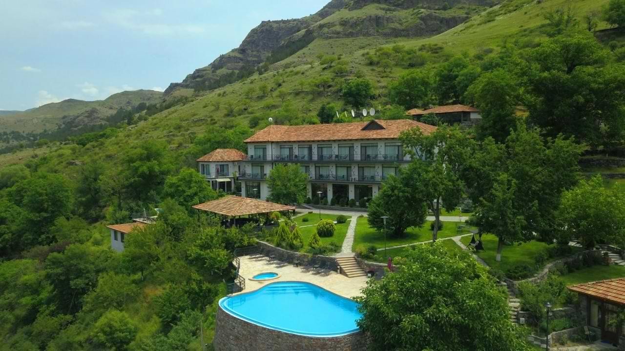 ვარძია რეზორტი - Vardzia Resort