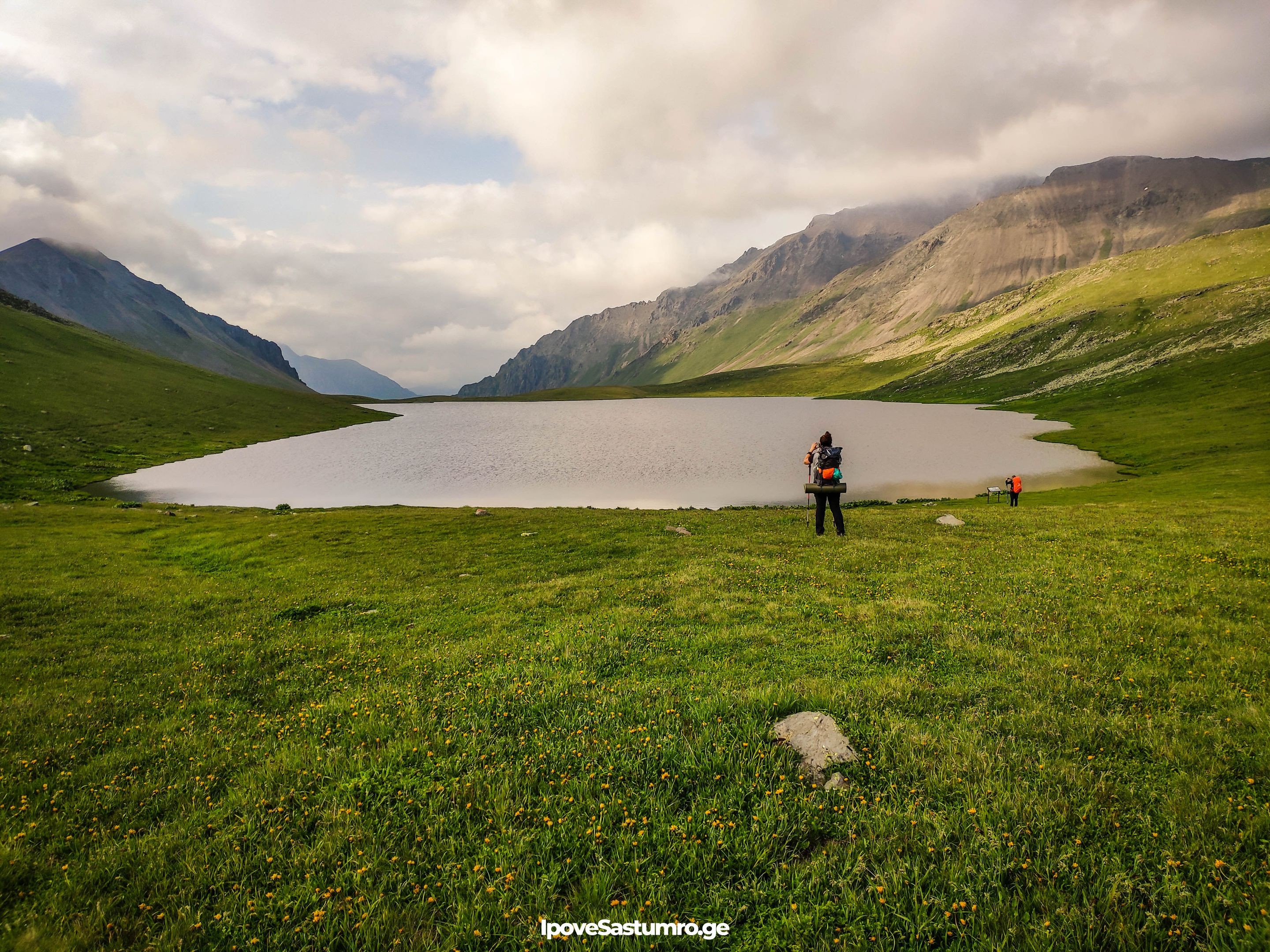 შავი კლდეების ტბა - Black Rock Lake