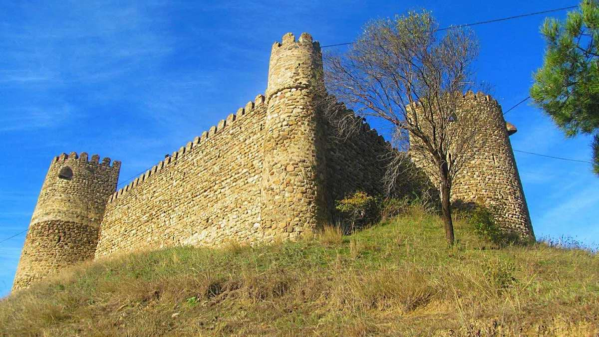 მანავის ციხე - Manavi fortress