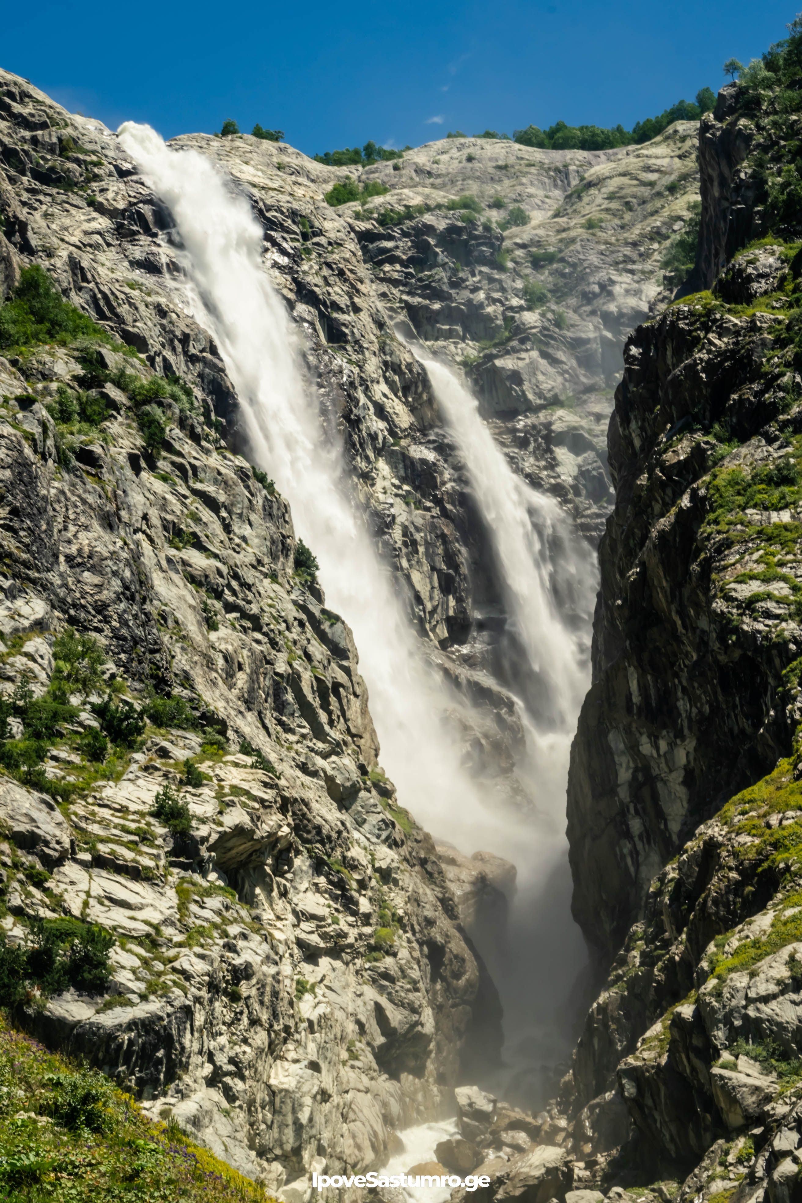 შდუგრას ჩანჩქერი (უშბის ჩანჩქერი) - Shdugra waterfall (Ushba waterfall)