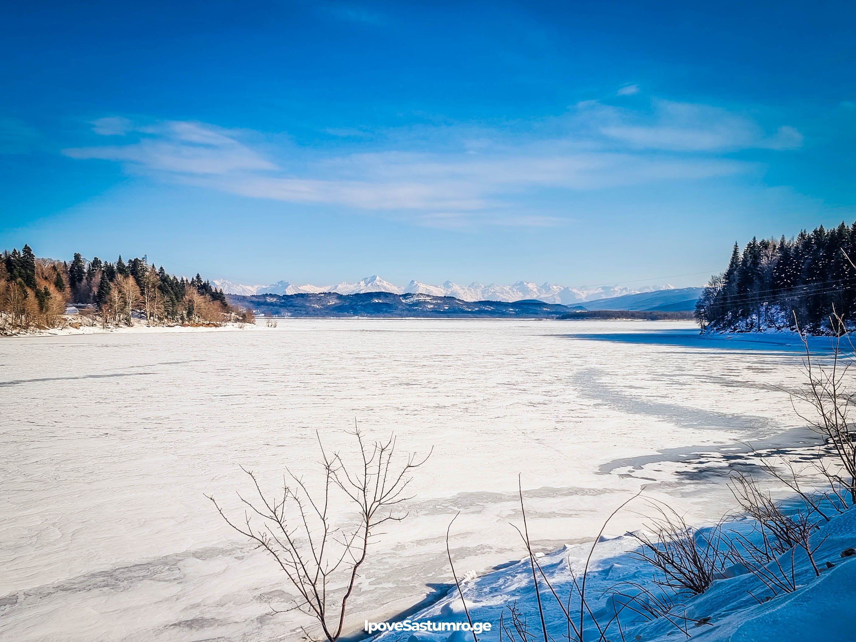 გაყინული შაორის ტბა - Frozen Shaori Lake