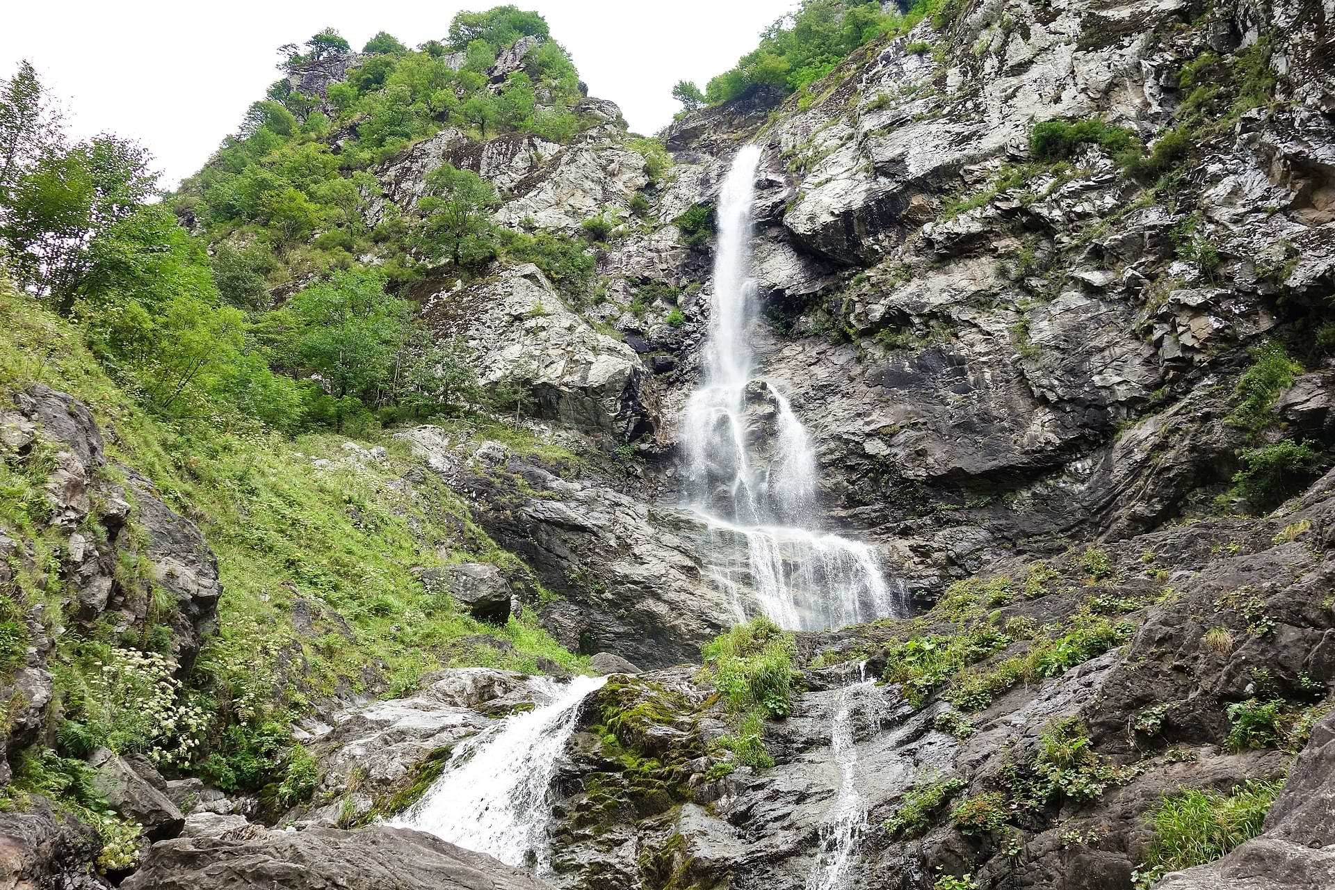 ხადორის ჩანჩქერი - Khadori waterfall